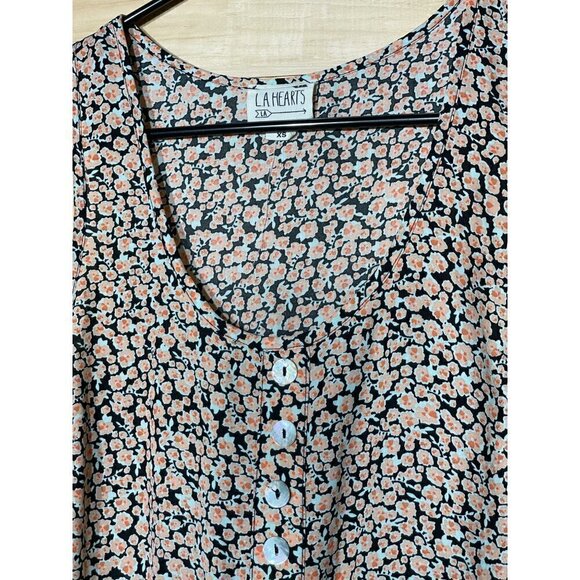 L.A Hearts women’s floral dress. XS - Picture 2 of 3